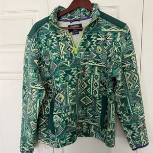 Chubbies pullover. Size medium.